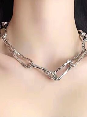 NEW Brut Twisted Molten Silver Twist Link Necklace Hammered MY16